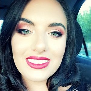 Meet your Posher, Artena